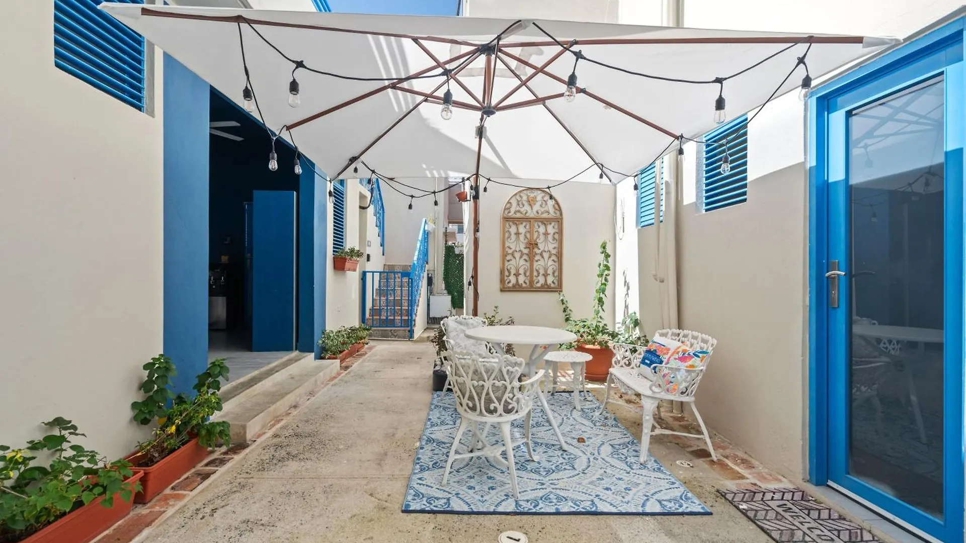 City-View Balcony One-Bedroom Ph 4 Guests Mm6 San Juan Appartamento